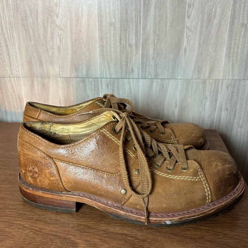 Dr. Martens Vintage Men's Tan Leather Lace-Up Shoes